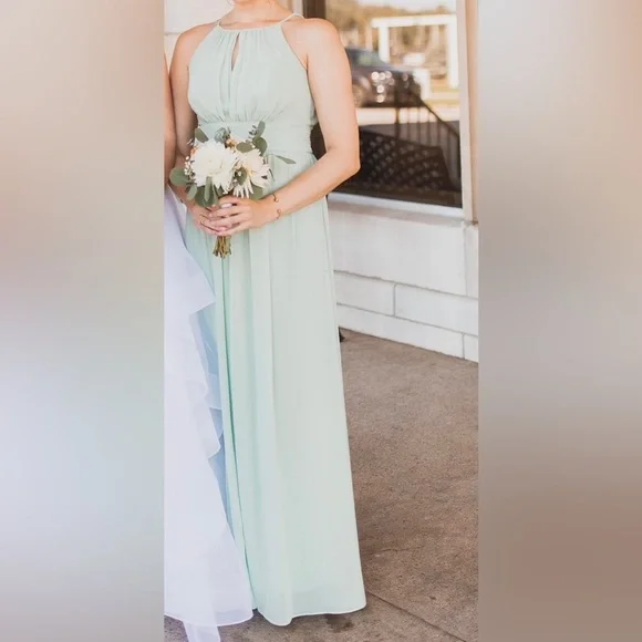 davids bridal green dress David's Bridal F15103 – Nearly Newlywed